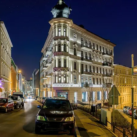 Luxurious Studio Old Town By Renters * Poznan