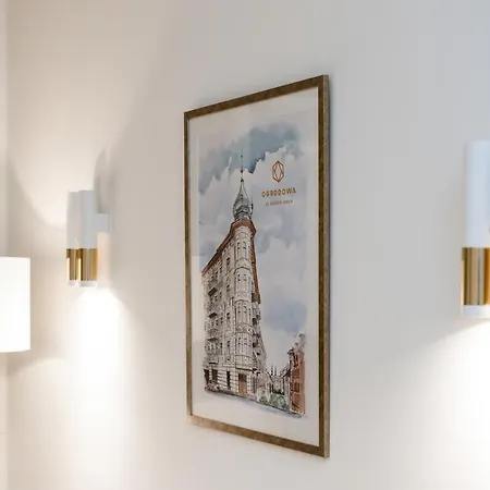 Luxurious Studio Old Town By Renters Apartment *