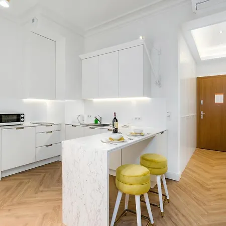 Apartament Luxurious Studio Old Town By Renters *