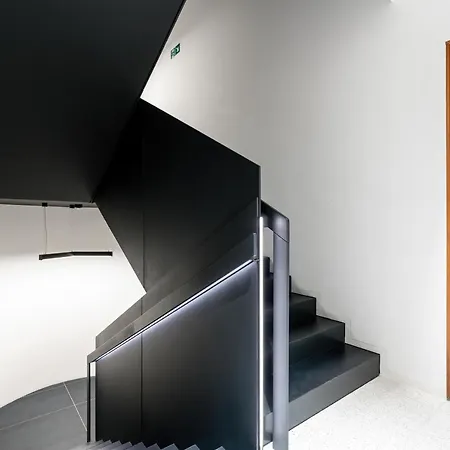 Luxurious Studio Old Town By Renters Apartament *