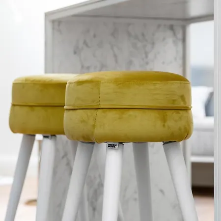 Luxurious Studio Old Town By Renters Apartament *