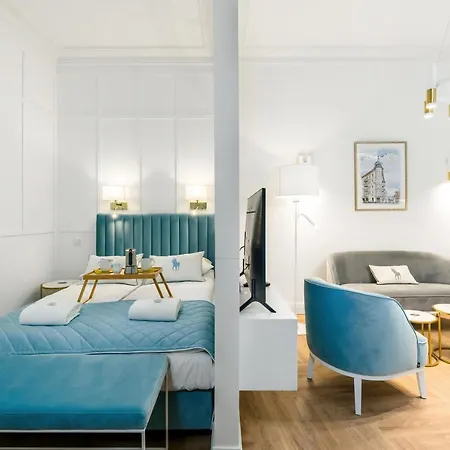 Luxurious Studio Old Town By Renters