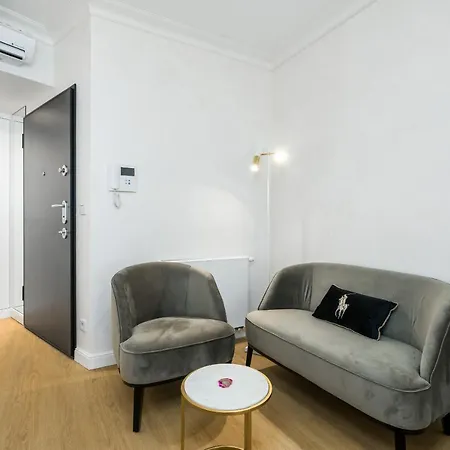 Luxurious Studio Old Town By Renters * Poznań